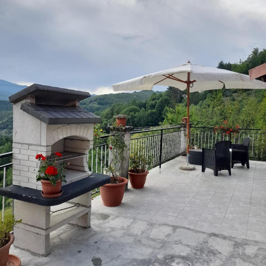 Agriturismo Merlotta Villa Varese Ligure Exterior photo